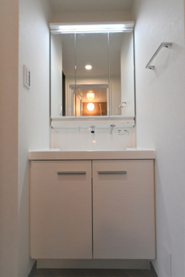 洗面設備　※別部屋の写真です