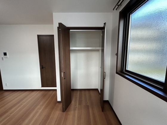 収納　※別部屋の写真です