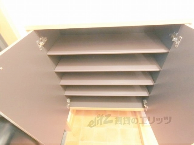 収納　下駄箱
