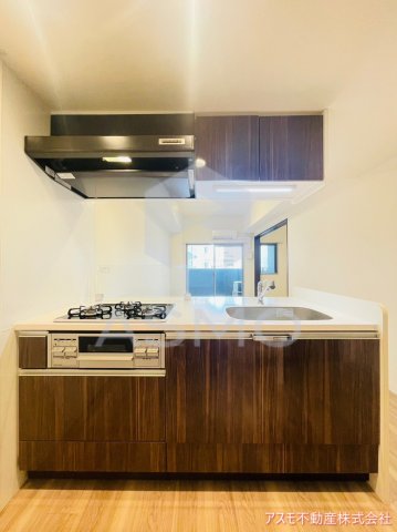 キッチン　同マンション別部屋　参考写真