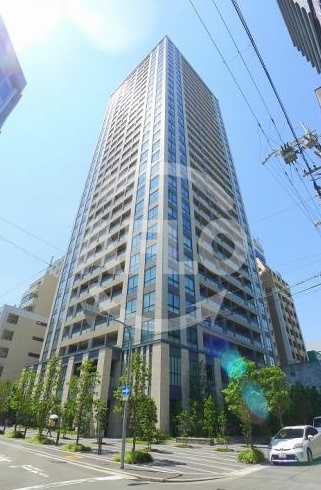 建物外観　ブランズタワー大阪備後町　高級感漂うタワーマンション