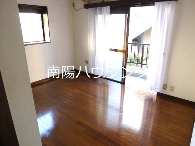 居室・リビング　居室