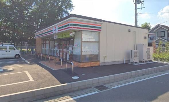 コンビニ　セブンイレブン所沢若狭4丁目店（コンビニ）まで826m