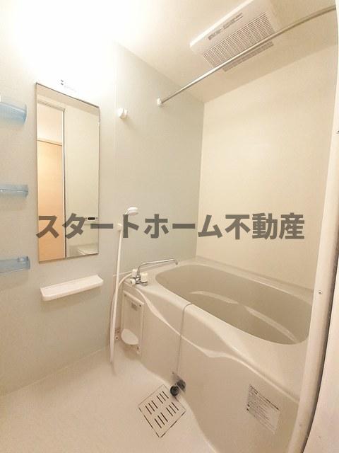 バス・シャワールーム　きれいなお風呂です
