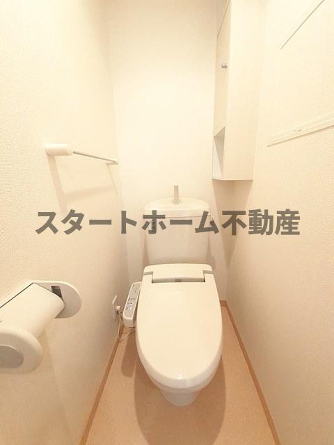 トイレ　落ち着いたトイレです