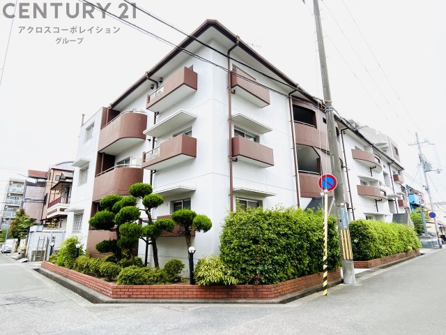 建物外観　フルリフォーム済みです♪