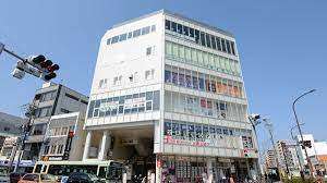 ドラックストア　スギ薬局西院店（ドラッグストア）まで145m