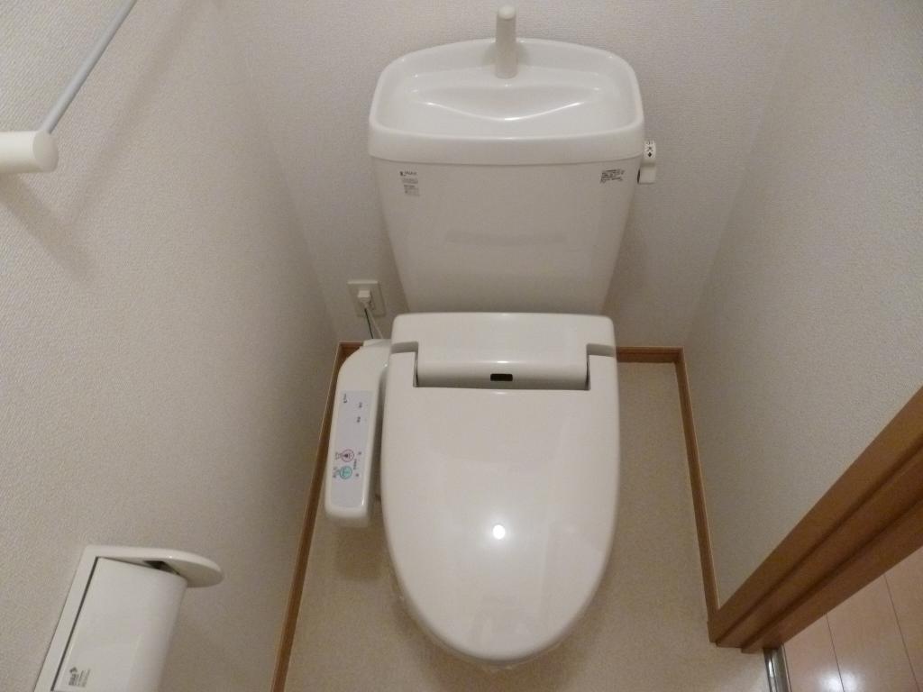 トイレ　シャワー付トイレ