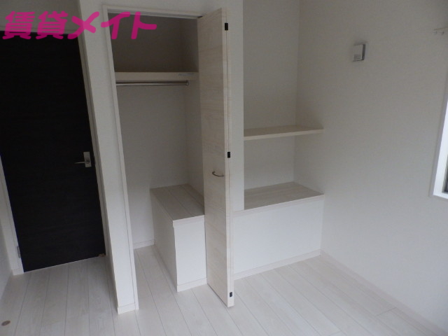 収納　収納同一物件別部屋のお写真です