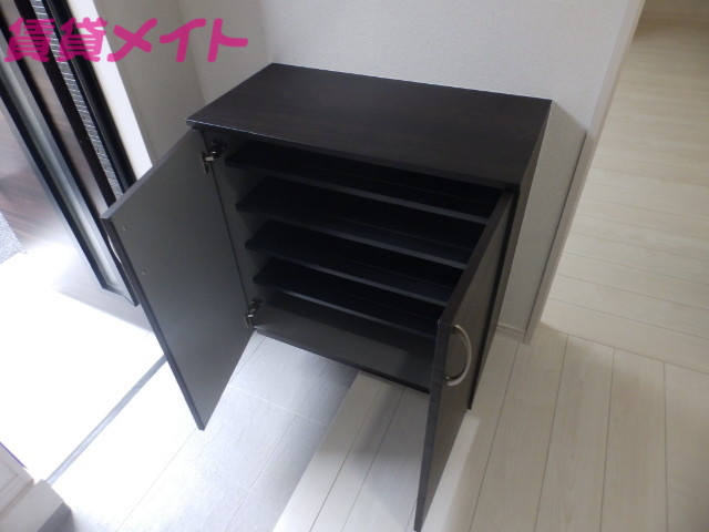 玄関　玄関同一物件別部屋のお写真です