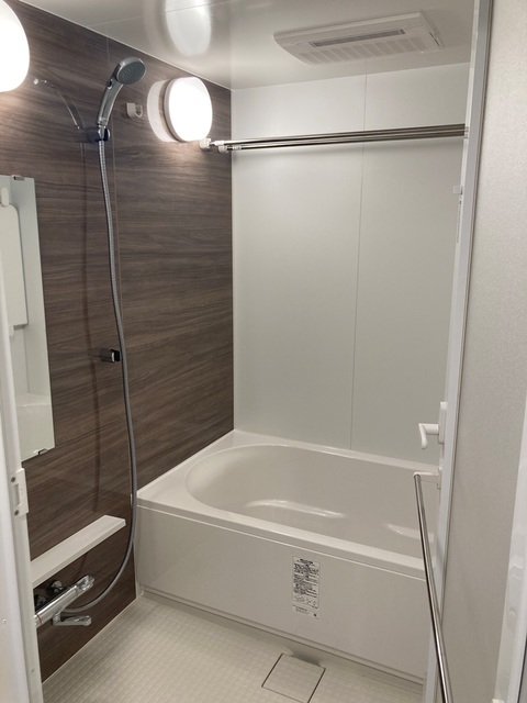 バス・シャワールーム　※写真は同タイプ住戸です。