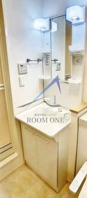 洗面設備　洗面台です。