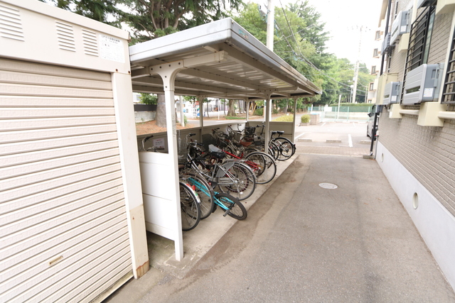 その他共有部分　☆屋根付き駐輪場☆