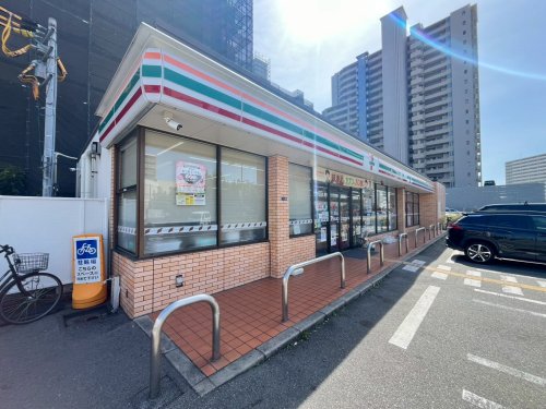 コンビニ　セブンイレブン 尼崎潮江5丁目店（コンビニ）まで102m
