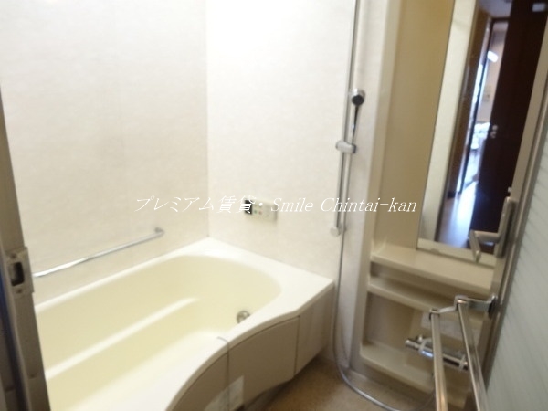 バス・シャワールーム　他の部屋参考画像