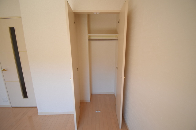 収納　同物件別部屋参考写真です。