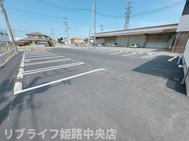 駐車場　2台目駐車場もあります（台数限定）