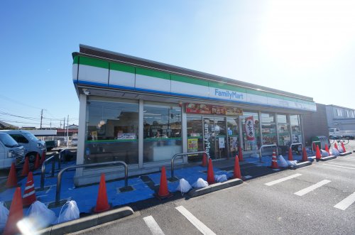 コンビニ　ファミリーマート 市原古市場店（コンビニ）まで192m