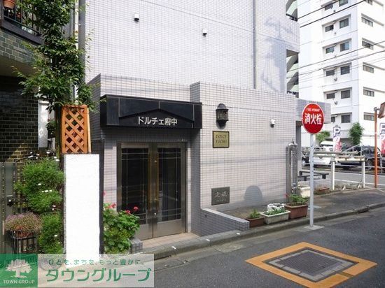 エントランス　★お問い合わせはタウンハウジングまで★
