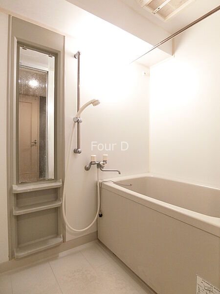 バス・シャワールーム　内見予約受付中、お気軽にお問い合わせください。