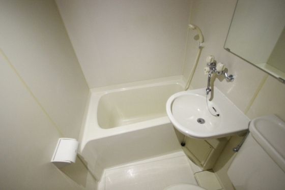 洗面設備　※別部屋の写真です