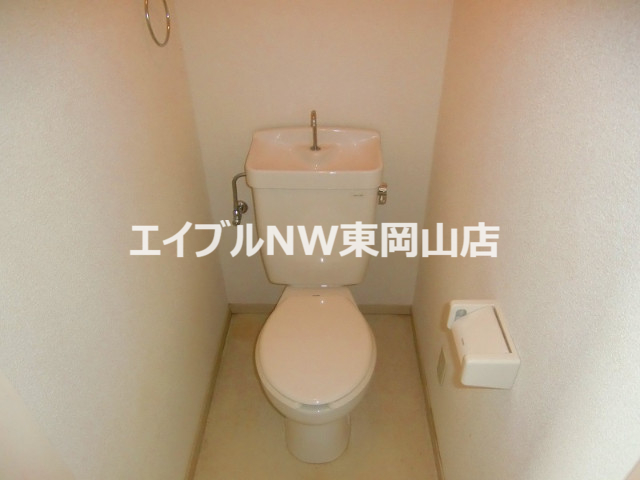 トイレ　※同タイプのお部屋の写真です