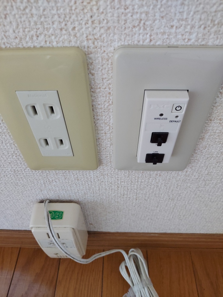 その他設備　壁に埋め込み式のWiFi設備
