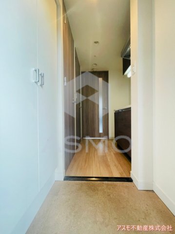 玄関　同マンション別部屋参考写真