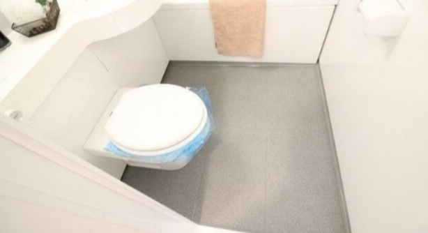 トイレ　同タイプ別部屋（モデル家具設置時）