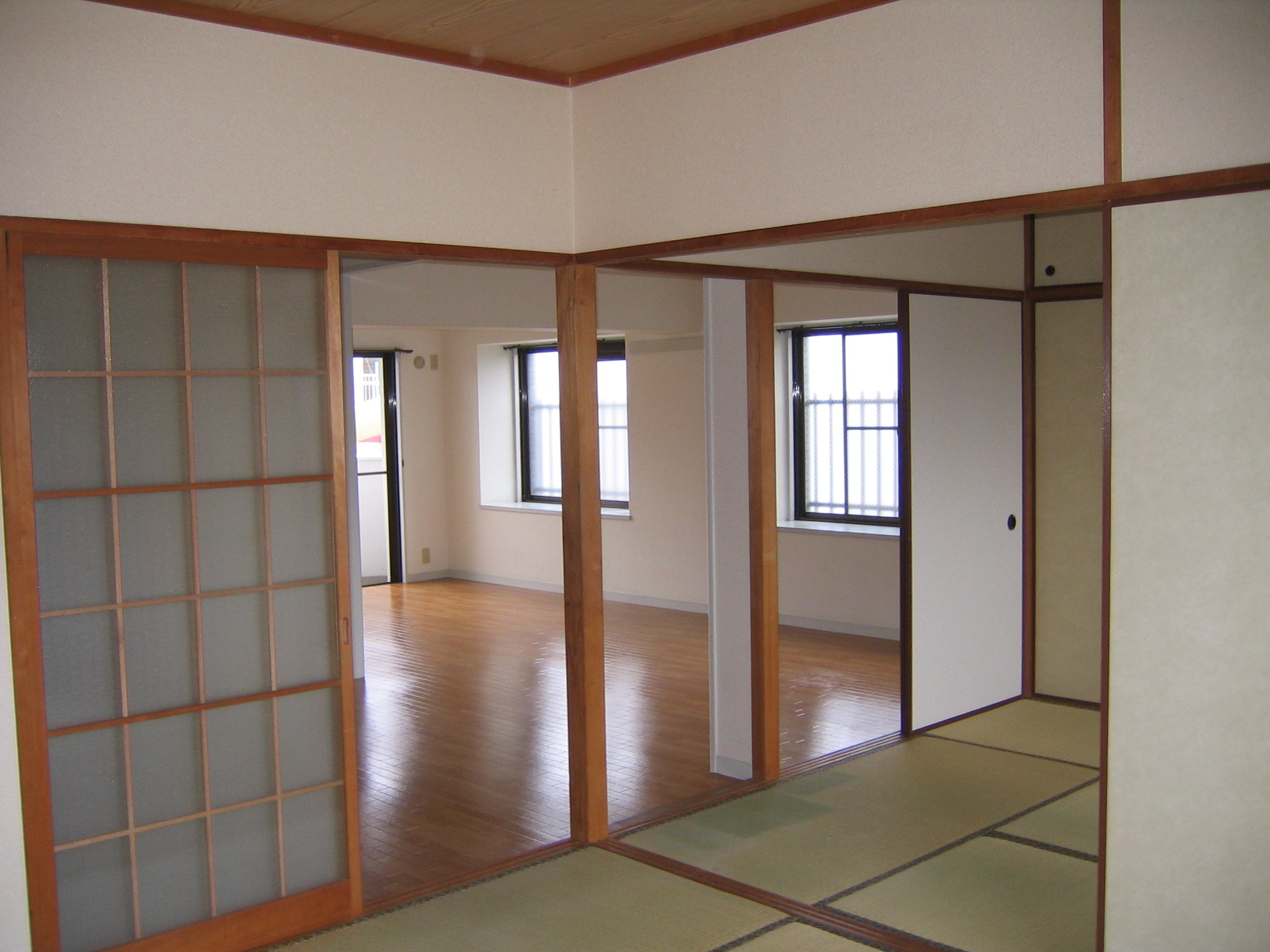 居室・リビング　LDK中心に各部屋
