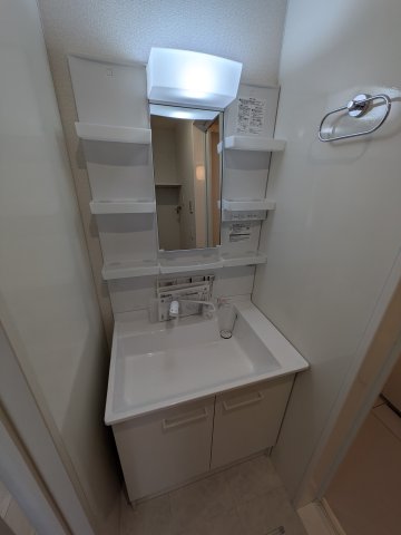 洗面設備　別号室の同仕様の参考写真です。