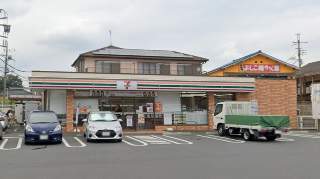コンビニ　セブンイレブン松戸東部小学校前（コンビニ）まで850m