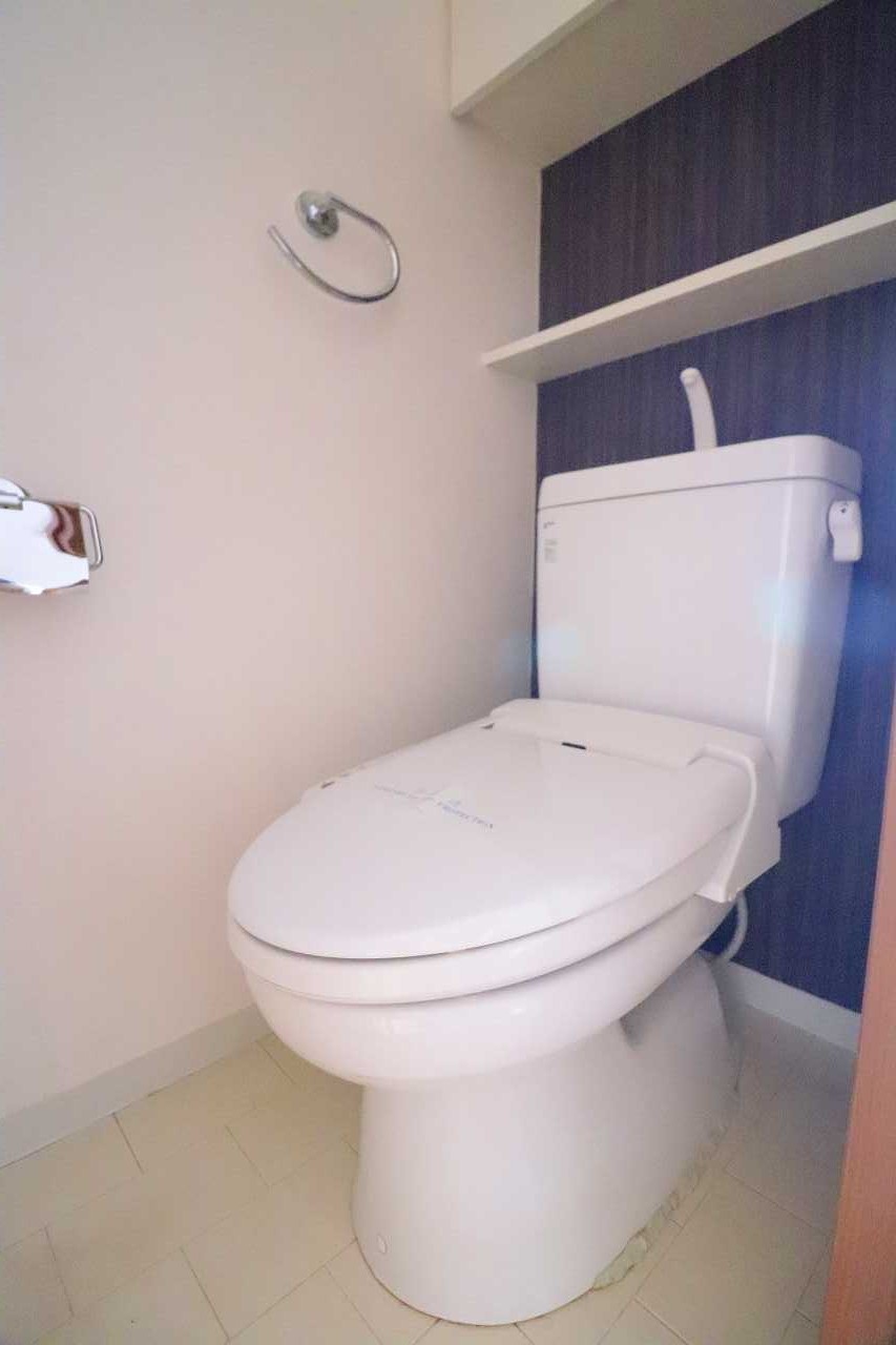 トイレ　※同物件、別部屋になります。