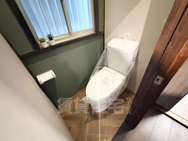 ＪＲ片町線 長尾駅 徒歩17分 2階建 築48年のトイレ写真