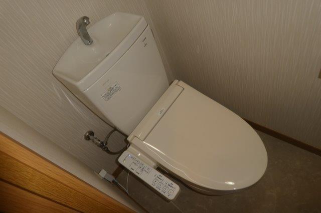 トイレ　ウォシュレット