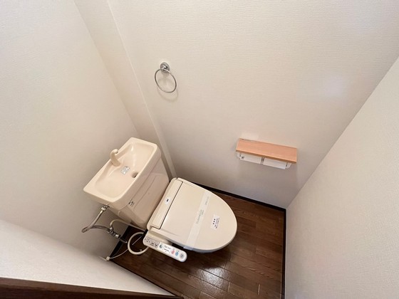 トイレ　※別部屋の写真です