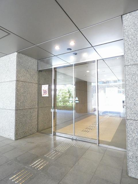 エントランス　エントランス