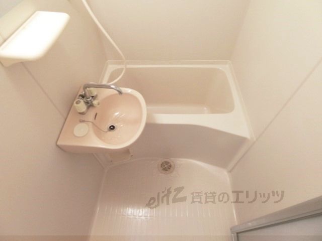 バス・シャワールーム　風呂