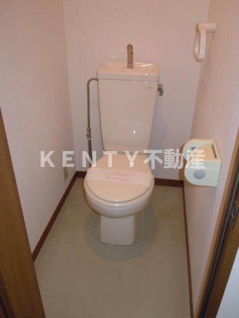 トイレ　清潔感のあるトイレです