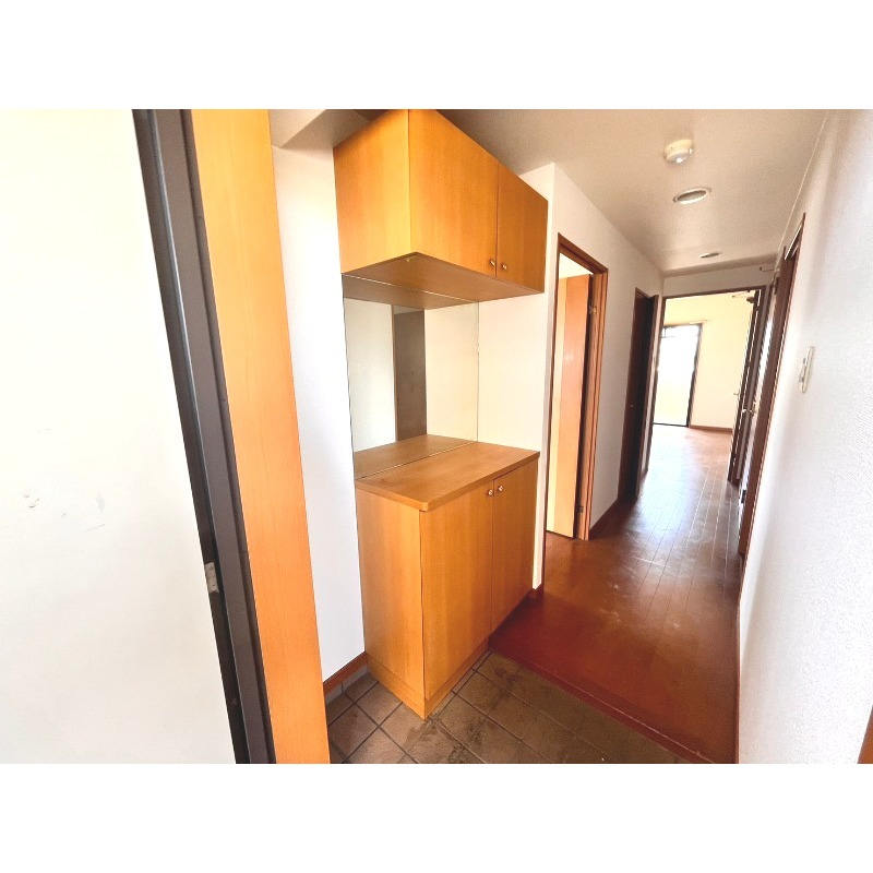 玄関　同型別部屋写真