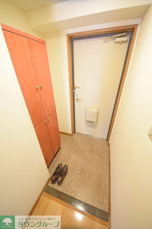 玄関　お部屋探しは【タウンハウジング蘇我店】にお任せ下さい♪