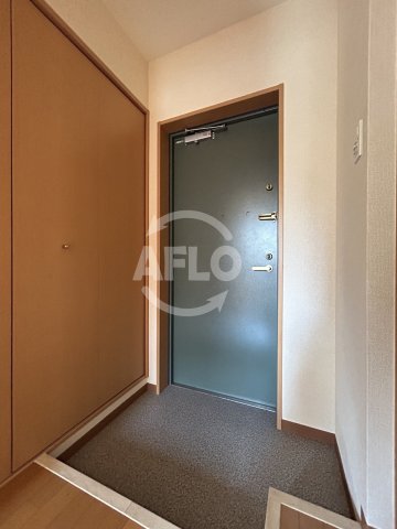 玄関　アースブルージュ　玄関