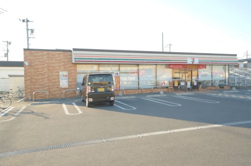 コンビニ　セブンイレブン貝塚半田店（コンビニ）まで457m