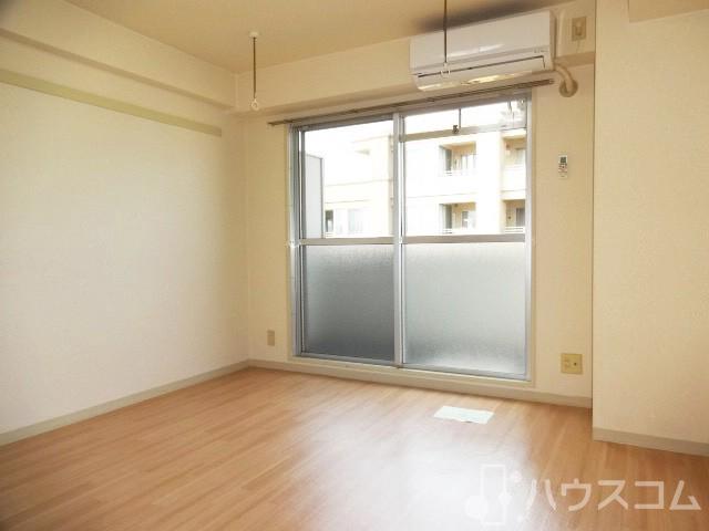 居室・リビング　室内も明るいですよ♪