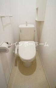 トイレ　落ち着いたトイレです