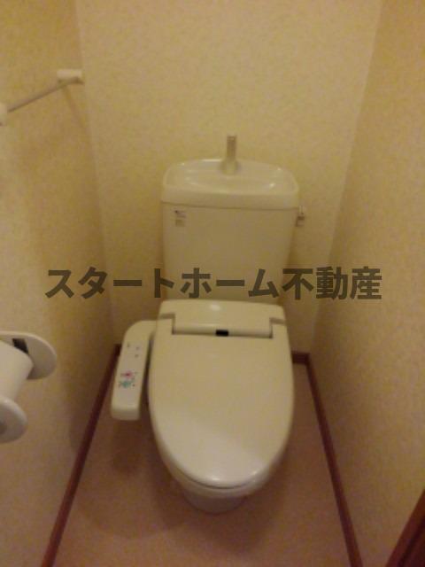 トイレ　トイレもきれいです