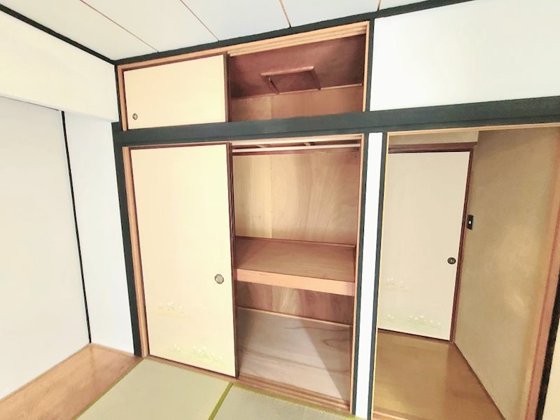 収納　1階和室押入