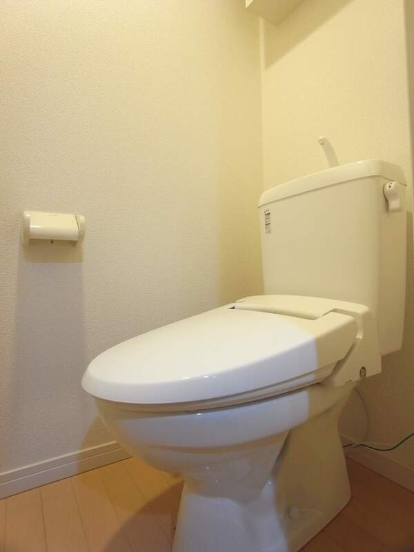 トイレ　落ち着いたトイレです