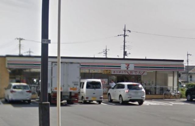 コンビニ　セブンイレブンさいたま下大久保店（コンビニ）まで370m