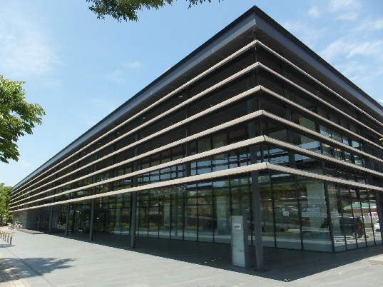 図書館　成田市立図書館公津の杜分館（図書館）まで1249m